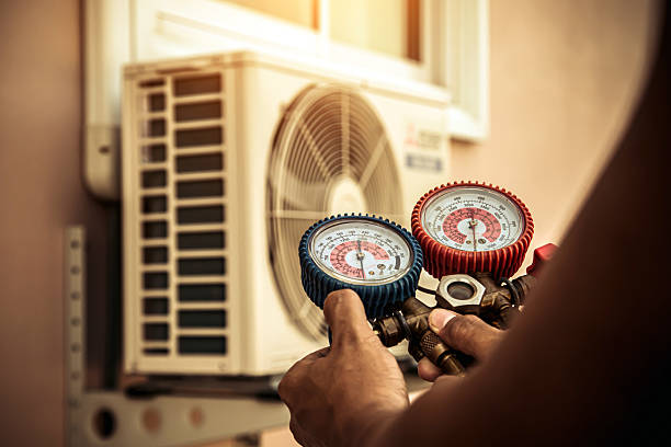 Professional Ac Installation technician working in Mills River, NC